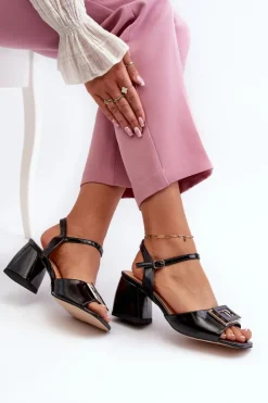 Damskie Damskie buty S.Barski Eleganckie Lakierowane Sandały Na Słupku Z Ozdobą Czarne D&A MR38-202