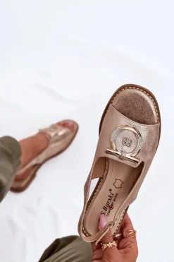 Best Damskie buty S.Barski Eleganckie Sandały Z Ozdobą Na Płaskim Obcasie S.Barski KV51-003 Różowe Złoto Złoty