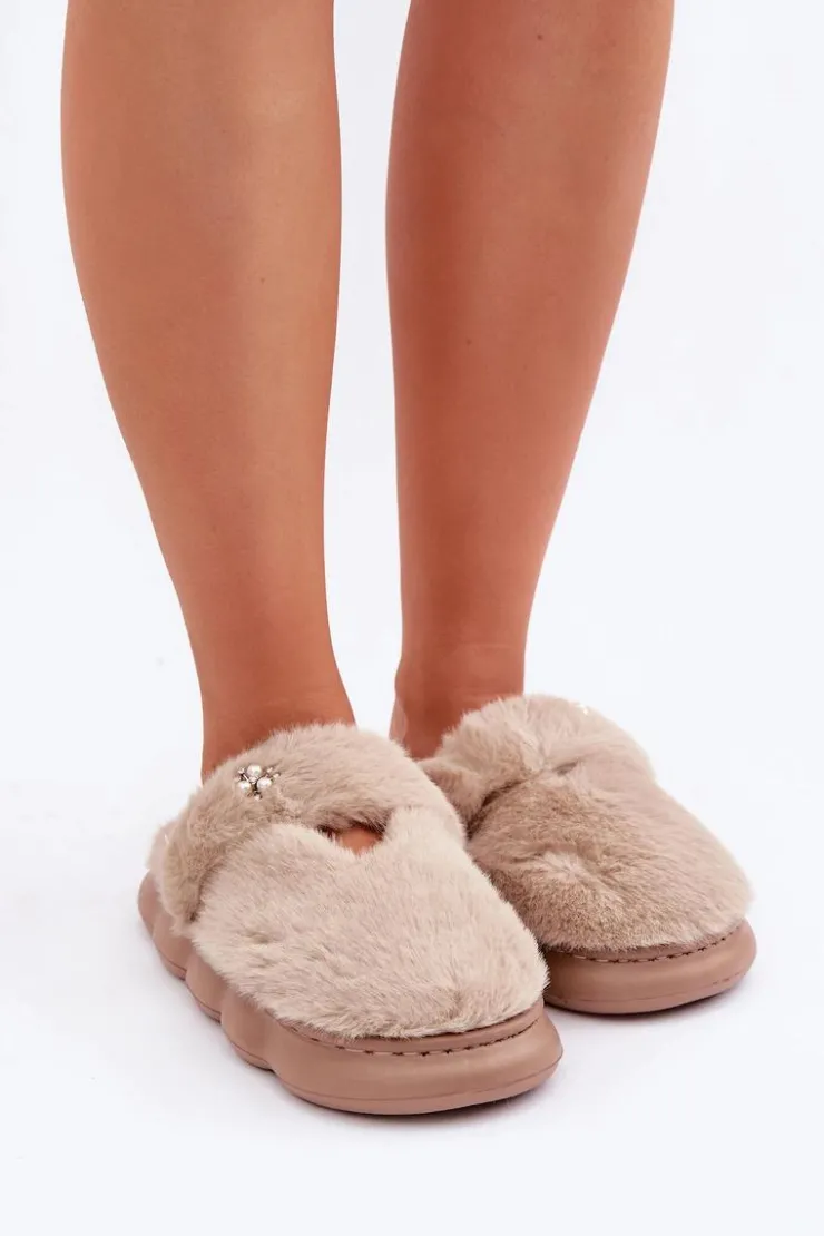 Boto Kapcie Klasyczne*Futrzane Kapcie Z Małą Broszką Ciemnobeżowe Primaria Beżowy