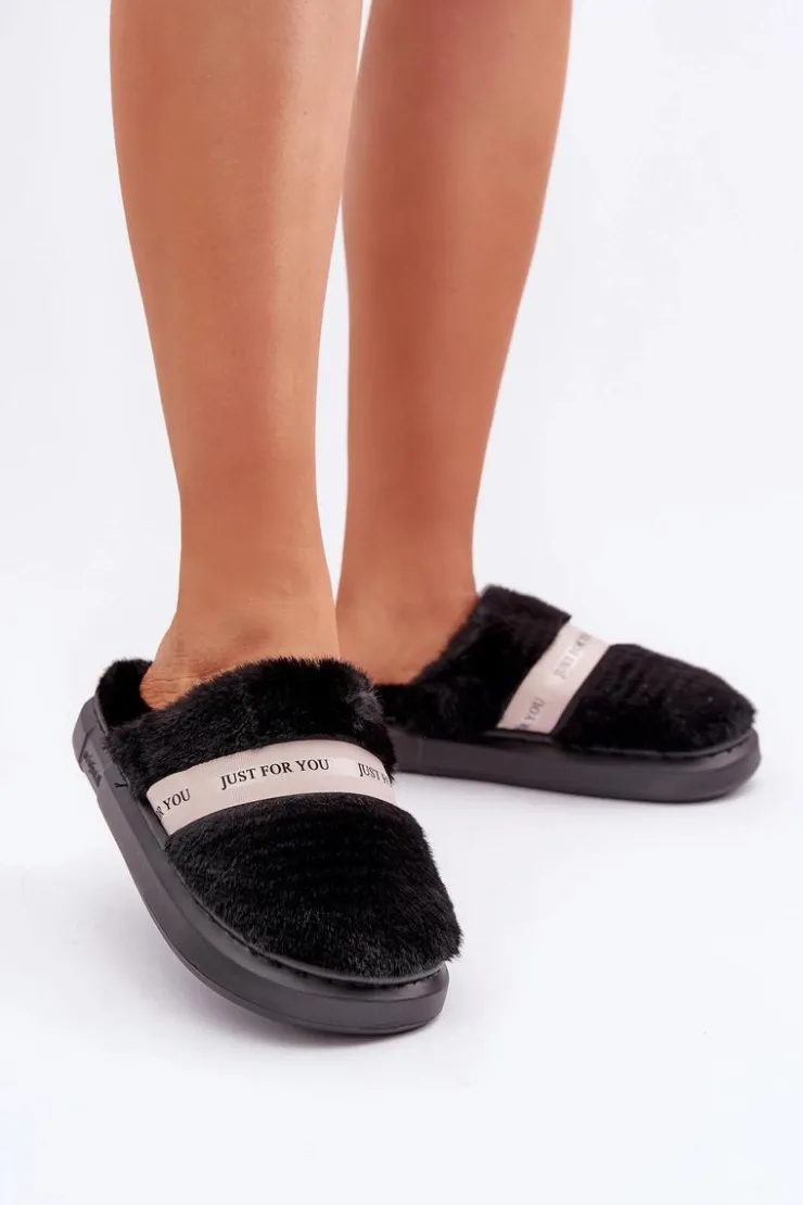 Online Boto Futrzane Kapcie Z Ozdobnym Paskiem Czarne Savalithea Czarny