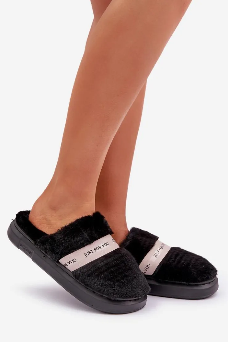 Online Boto Futrzane Kapcie Z Ozdobnym Paskiem Czarne Savalithea Czarny