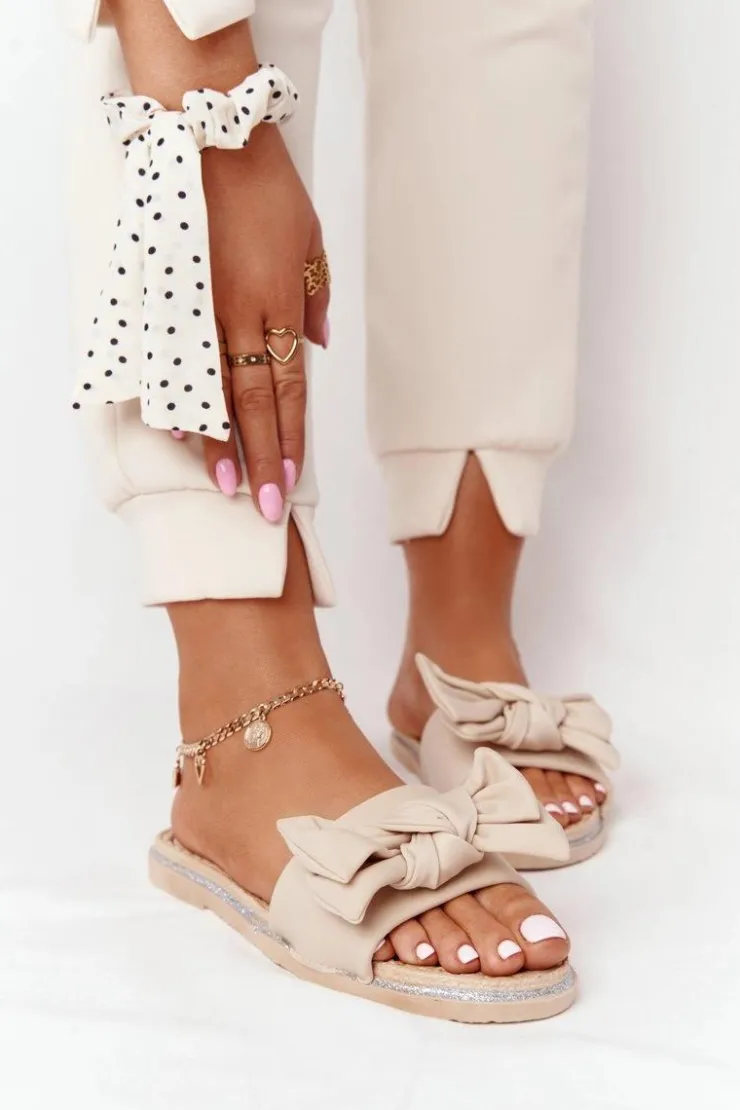 Boto Gumowe Klapki Z Kokardą Beżowe Andrea