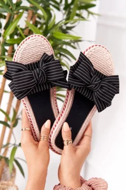 Sale Boto Gumowe Klapki Z Kokardą Czarne Gabriell