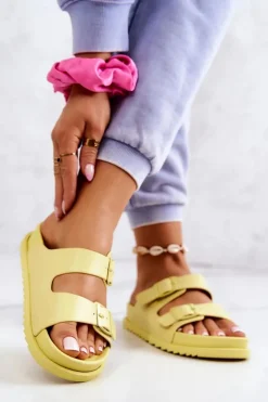 Damskie buty S.Barski Klapki Damskie Klasyczne*Gumowe Klapki Ze Sprzączką Żółte Corina