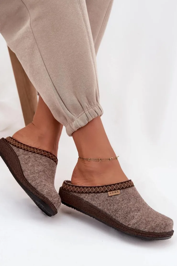 Damskie INBLU Kapcie Damskie Z Haftem NL000009 Ciemnobeżowe