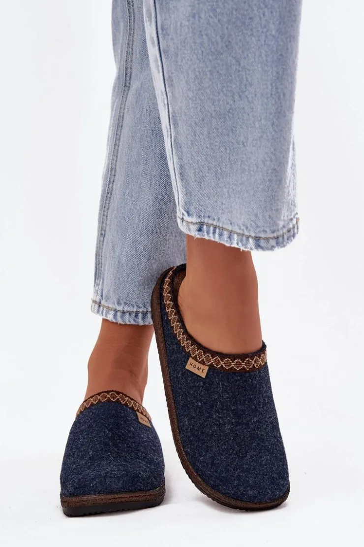 Discount INBLU Kapcie Damskie Z Haftem NL000009 Granatowe Niebieski