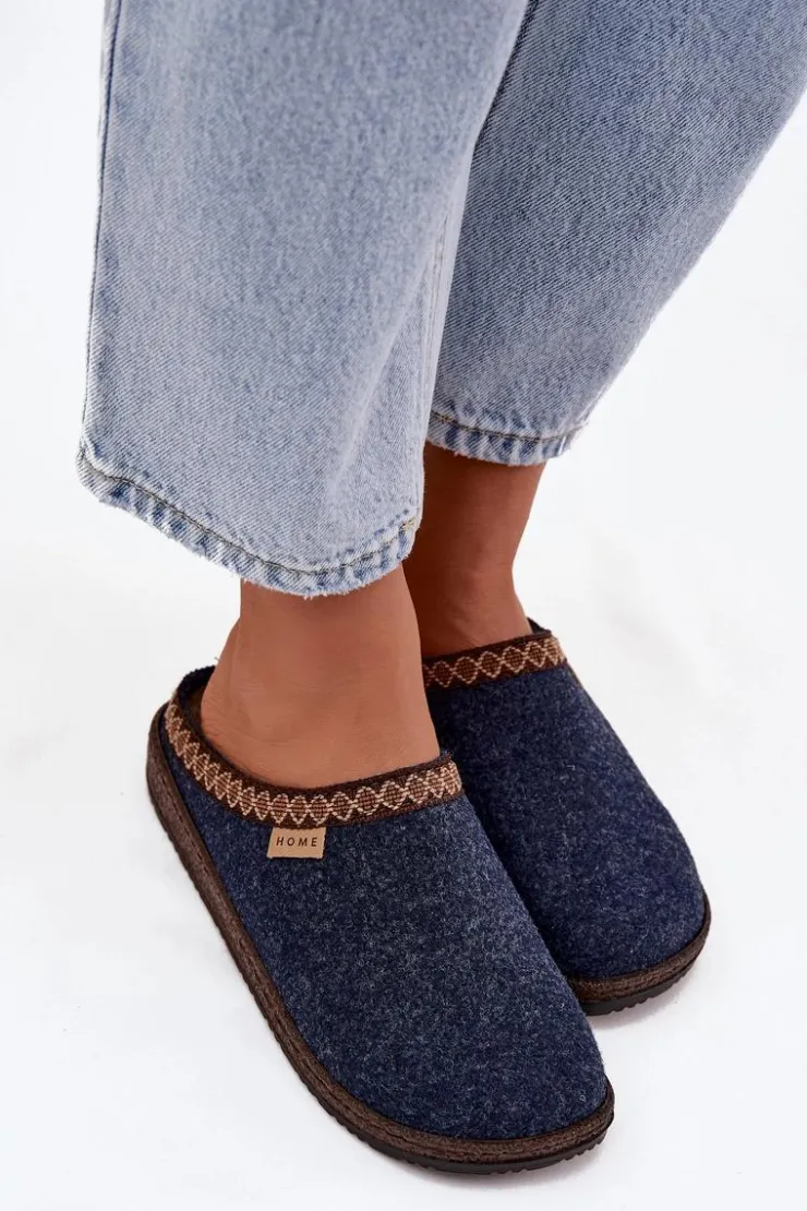 Discount INBLU Kapcie Damskie Z Haftem NL000009 Granatowe Niebieski