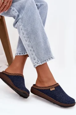 Discount INBLU Kapcie Damskie Z Haftem NL000009 Granatowe Niebieski