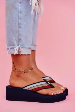 Outlet Big Star Shoes Klapki Damskie Japonki Big Star na Koturnie Granatowe FF274A301