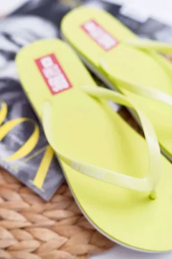Big Star Shoes Klapki Sportowe|Klapki Damskie Big Star*Klapki Damskie Japonki Big Star Neon Limonkowe AA274A129