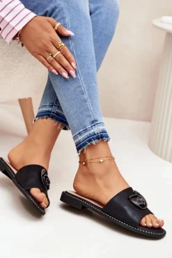 Online Damskie buty S.Barski Klapki Damskie Na Płaskim Obcasie Z Ozdobnym Detalem KV51-007 Czarne Czarny