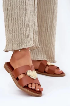 Online Evento Klapki Damskie Na Płaskim Obcasie Ze Złotą Ozdobą Camel Karinma Brązowy