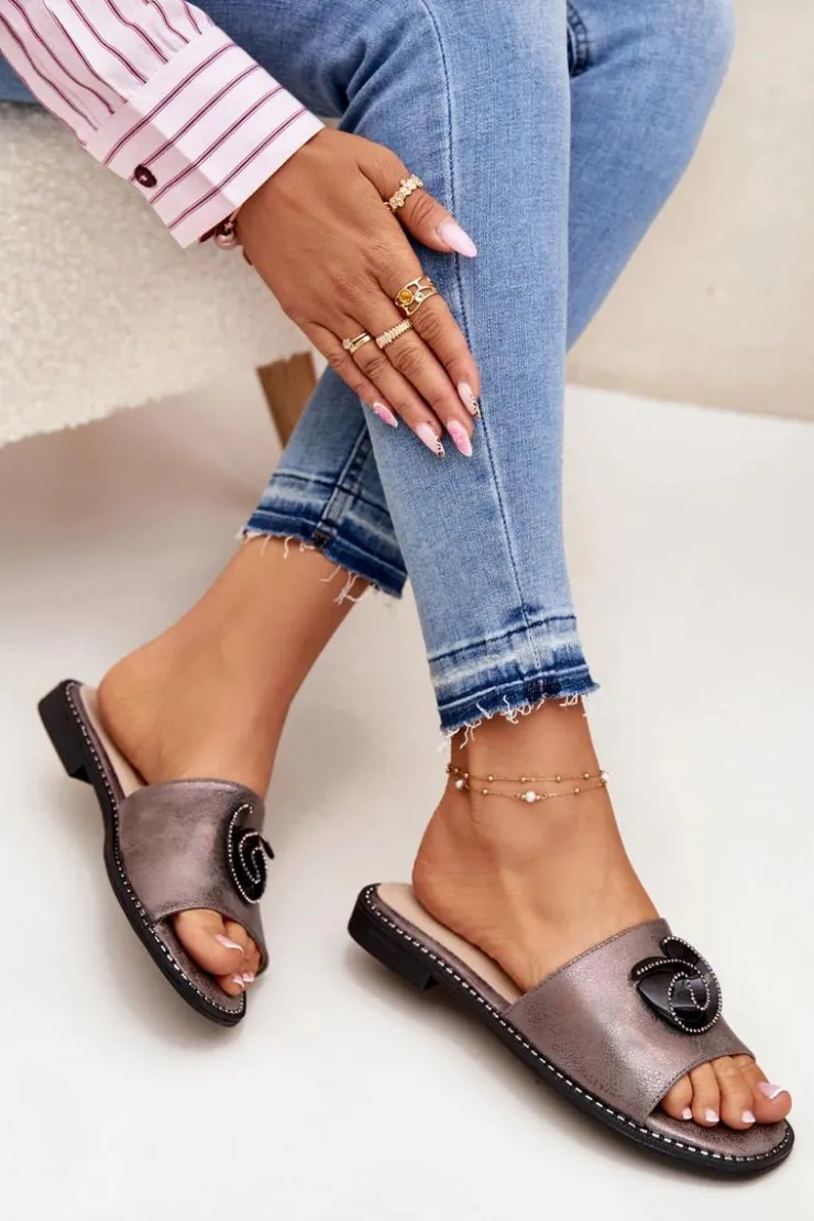 Damskie buty S.Barski Klapki Damskie Klasyczne*Klapki Damskie Na Płaskim Obcasie Z Ozdobnym Detalem KV51-007 Grafitowe Srebrny