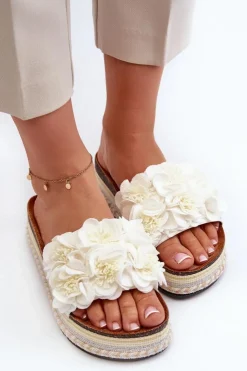 Hot Boto Klapki Damskie Na Platformie Ozdobione Kwiatkami Białe Nodina