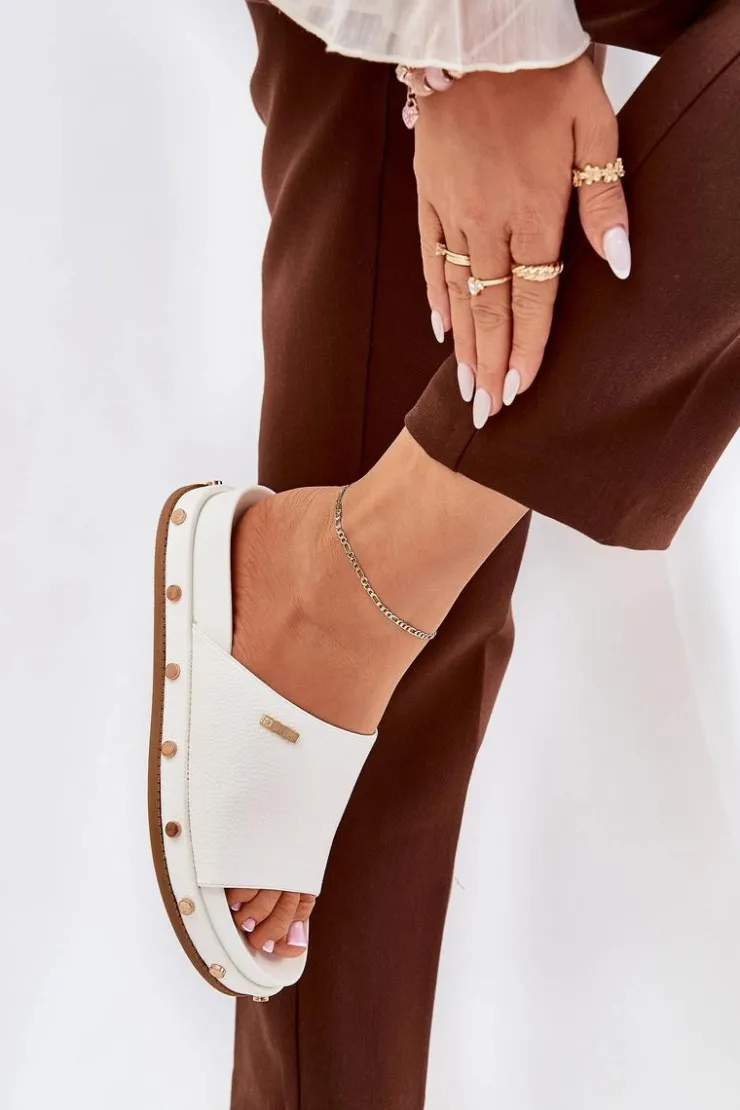 Damskie Big Star Shoes Klapki Damskie Na Platformie Z Ćwiekami Big Star RR274216 Białe