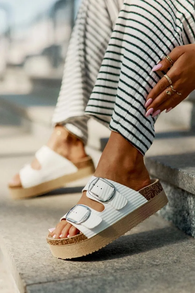 Best Lee Cooper Klapki Damskie Platformie Z Klamrami LCW-25-35-3496L Białe