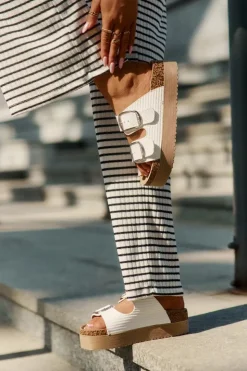 Best Lee Cooper Klapki Damskie Platformie Z Klamrami LCW-25-35-3496L Białe