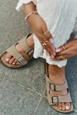 Outlet Evento Klapki Damskie Z Klamrami Na Korkowej Platformie Beżowe Galurena