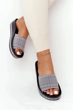 Buty damskie Vinceza Klapki Na Koturnie Vinceza 21-17113 Szare W Kratę