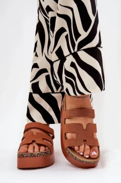 Clearance Boto Klapki Na Masywnej Platformie Camel Daldiva