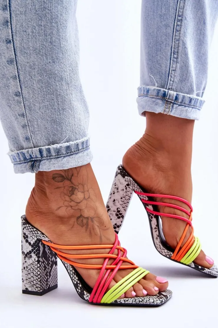 New Boto Klapki Na Obcasie Z Paseczkami Wężowe Neonowe Beckie