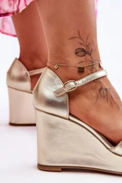 Discount Boto Klasyczne Skórzane Sandały Na Koturnie Złote Givana