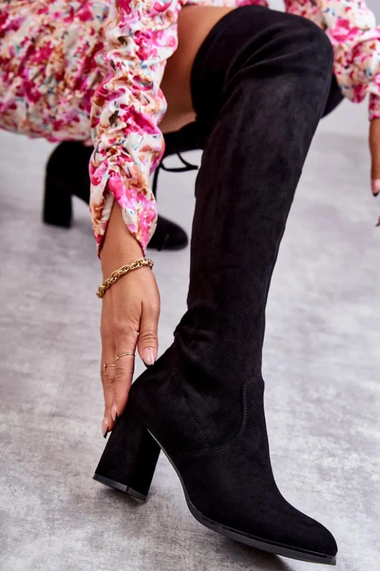 Boto Klasyczne Zamszowe Kozaki Muszkieterki Czarne Clarissa