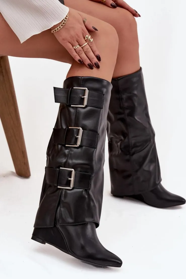 Damskie Boto Kozaki Damskie Na Koturnie Z Wywiniętą Cholewką I Srebrnymi Klamrami Czarne Sarisse
