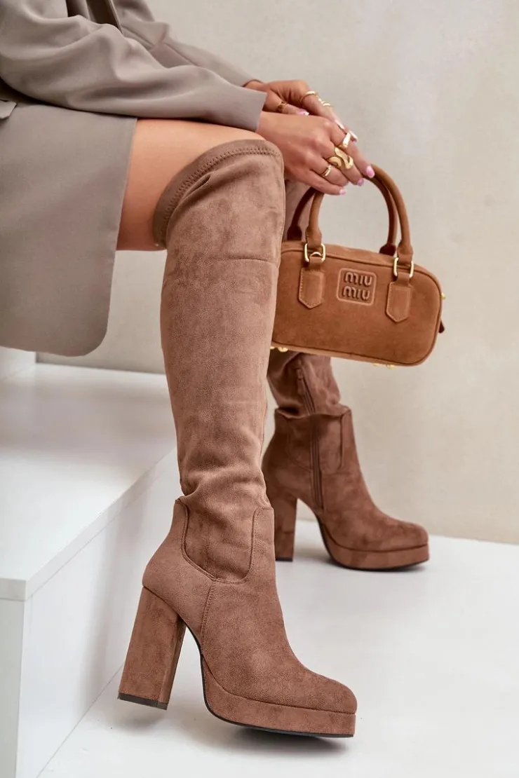 Damskie Boto Kozaki Na Słupku I Platformie Z Cholewką Za Kolano Eko Zamszowe Ciemnobeżowe Zistaria