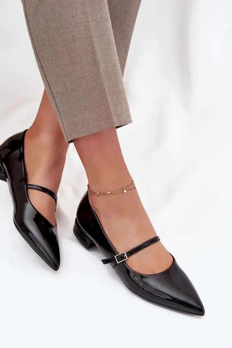 Boto Czółenka Klasyczne*Lakierowane Baleriny Na Delikatnym Obcasie Z Paskiem Czarne Isvella Czarny