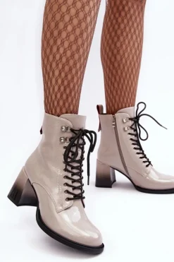 Damskie Damskie buty S.Barski Lakierowane Botki Na Słupku Sznurowane D&A MR870-06 Jasnoszare