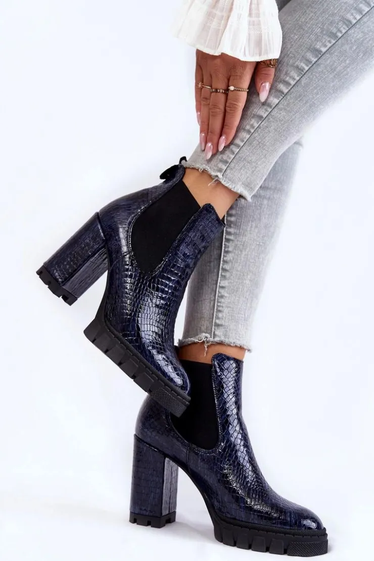 Sale Boto Lakierowane Botki Wężowy Wzór Na Słupku Granatowe Eldey