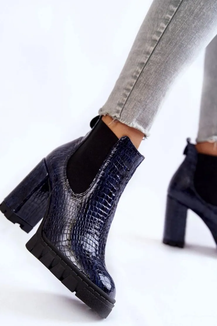Sale Boto Lakierowane Botki Wężowy Wzór Na Słupku Granatowe Eldey