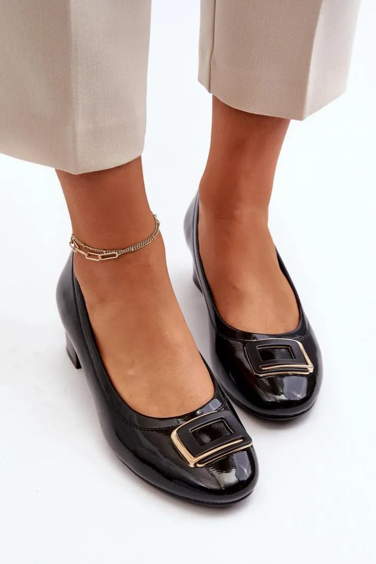 Sale Buty damskie Vinceza Lakierowane Czółenka Na Klocku Z Ozdobą Czarne Enollia