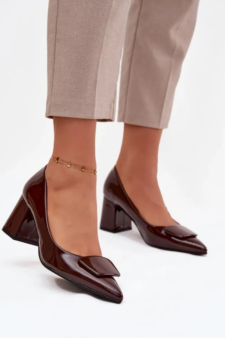 Online Boto Lakierowane Czółenka Na Słupku Z Ozdobą Czekoladowe Isoline Brązowy