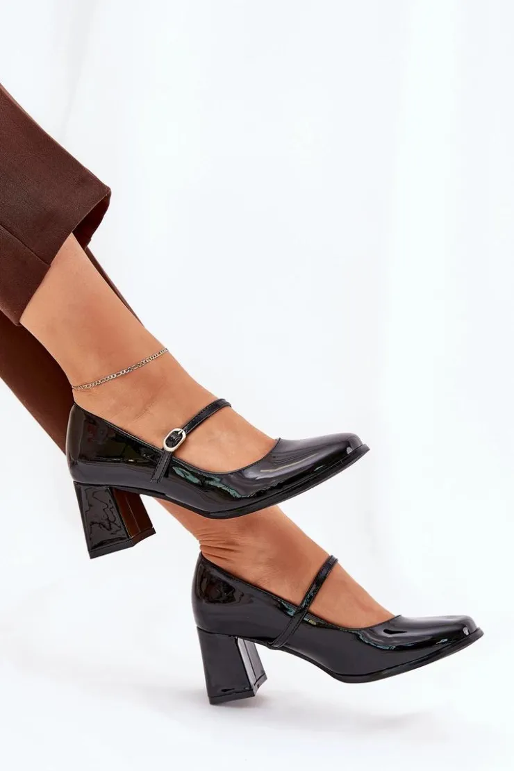 Outlet Boto Lakierowane Czółenka Na Słupku Z Paskiem I Sprzączką Czarne Tammirea