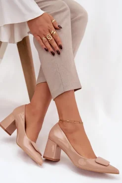 Boto Czółenka Na Słupku|Czółenka Klasyczne*Lakierowane Czółenka Na Słupku Z Ozdobą Nude Isoline Beżowy