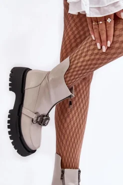 Damskie Damskie buty S.Barski Lakierowane Damskie Botki Na Suwak D&A MR870-94 Jasnoszare