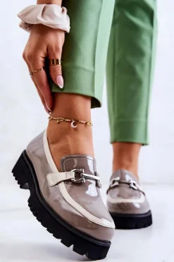 Online Damskie buty S.Barski Lakierowane Damskie Półbuty Loafery Beżowo-Białe Cassida