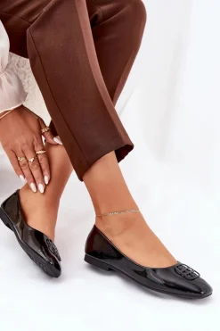 Buty damskie Vinceza Lakierowane Eleganckie Baleriny Damskie Z Ozdobnym Detalem Vinceza 17377 Czarne Czarny