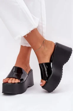 New Boto Lakierowane Klapki Damskie Na Platformie I Koturnie Czarne Nellevia