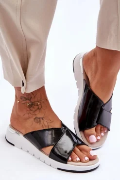 Damskie buty S.Barski Klapki Damskie Klasyczne*Lakierowane Klapki Na Niskim Koturnie S.Barski AL22469 Czarne