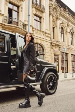 Damskie Boto Lakierowane Kozaki Za Kolano Na Masywnej Platformie Czarne Ravela