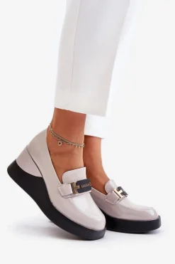 Outlet Buty damskie Vinceza Lakierowane Mokasyny Na Koturnie Vinceza 58337 Szare