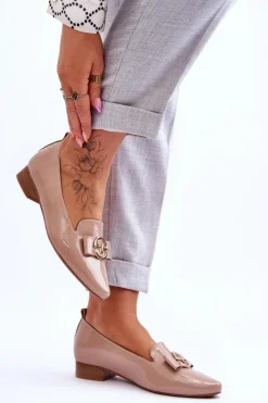 Clearance Buty damskie Vinceza Lakierowane Mokasyny Na Niskim Obcasie Beżowe Asselia