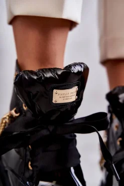 New Boto Lakierowane Ocieplane Botki Z Łańcuszkiem Czarne Karoline