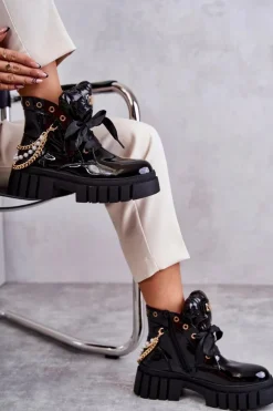 New Boto Lakierowane Ocieplane Botki Z Łańcuszkiem Czarne Karoline