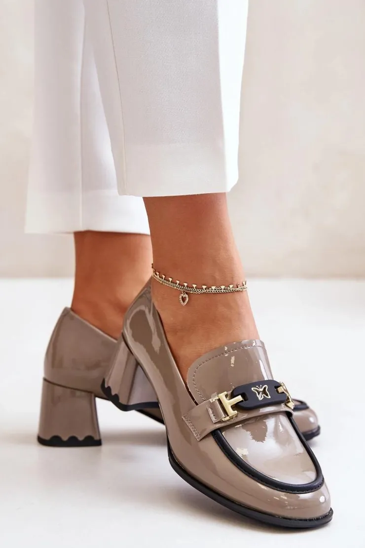 Damskie Artiker Lakierowane Półbuty Damskie Na Obcasie Z Ozdobą 55C1054 Beżowe