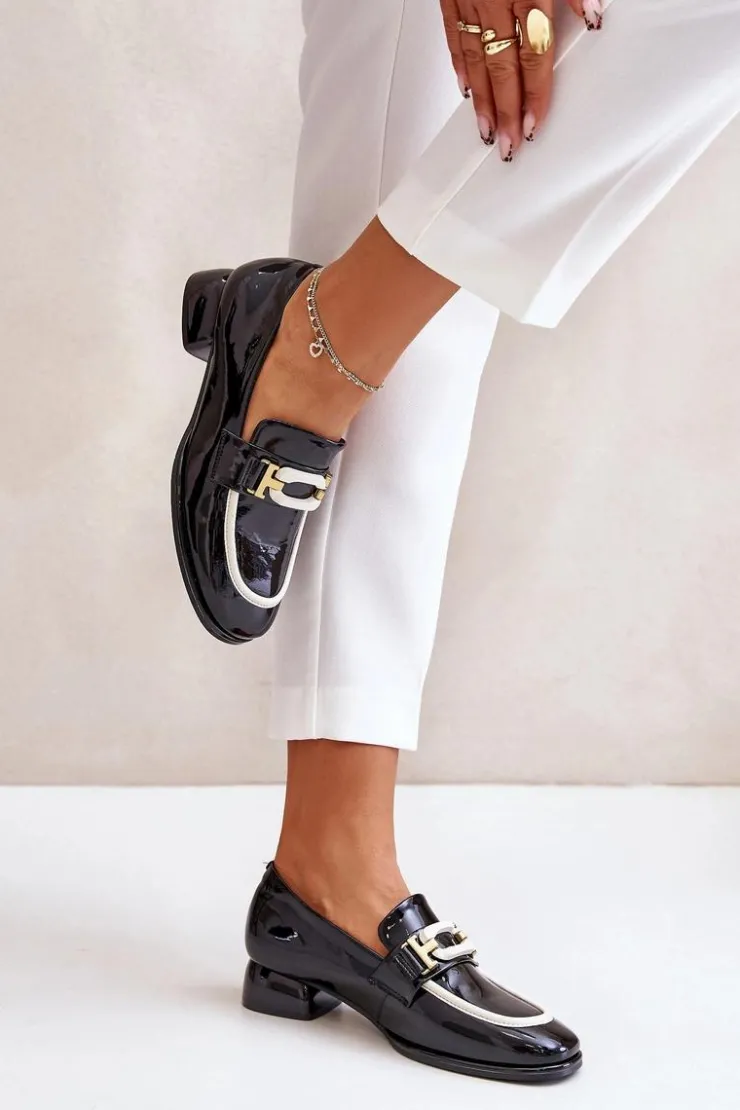 Discount Artiker Lakierowane Półbuty Damskie Na Klocku 55C0104 Czarne