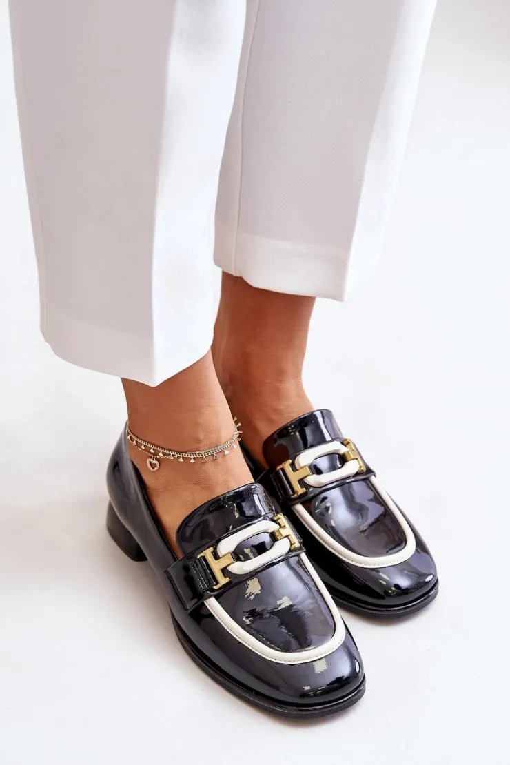 Discount Artiker Lakierowane Półbuty Damskie Na Klocku 55C0104 Czarne